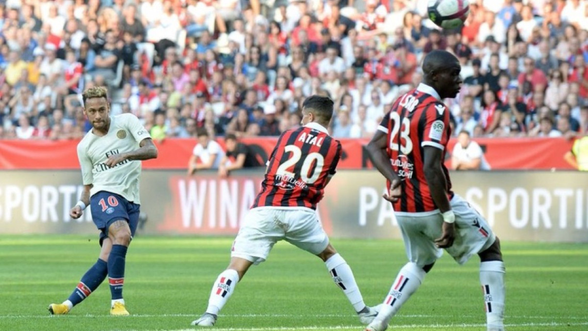 PSG vence 3-0 a Niza en Liga de Francia