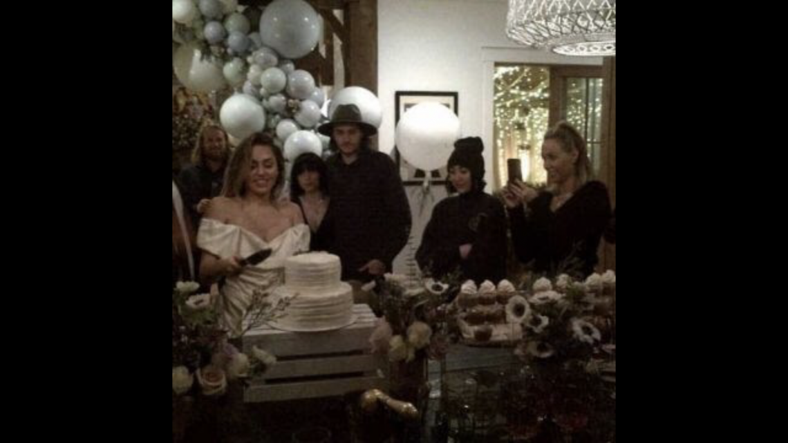 Miley Cyrus confirma su boda con Liam Hemsworth