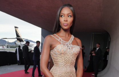 Niegan entrada a Naomi Campbell en hotel de Cannes