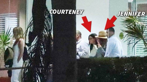 Jet privado de Jennifer Aniston aterriza de emergencia