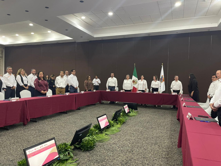 Firma convenio ITEA e INEA para abatir rezago