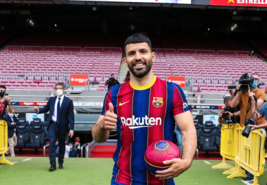 Sergio Agüero ficha por el Barcelona hasta 2023