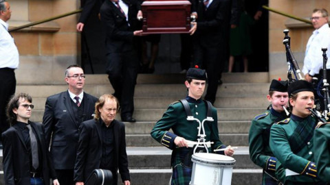 Despiden a Malcolm Young en funeral