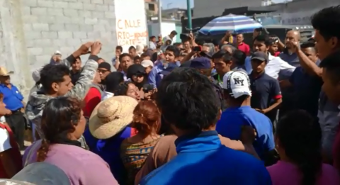 Militante de Morena es golpeado por activistas 