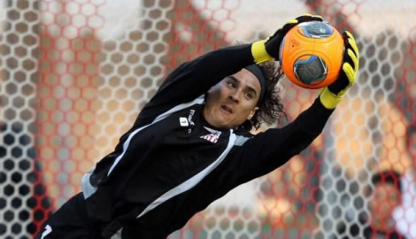 Protagoniza Ochoa una triple atajada 