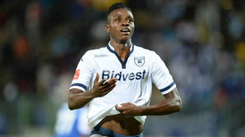 Futbolista muere en pleno partido 