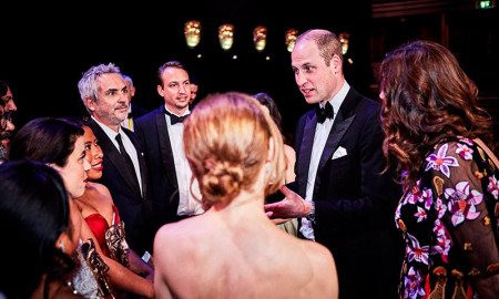 El Príncipe William felicita a Cuarón y todo el elenco de "Roma"