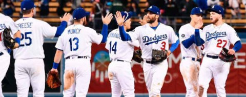  Mexicano contribuye en el triunfo de los Dodgers  