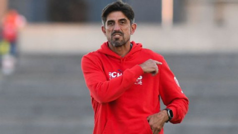 Veljko Paunovic, DT de Chivas, recibe multa por criticar el arbitraje