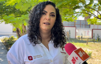 Capacitan a jóvenes para cubrir demanda de conductores de camión