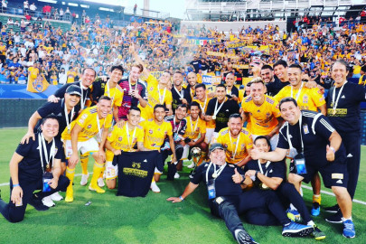 Con 4-0 gana Tigres la Liga MX, por tercera vez consecutiva