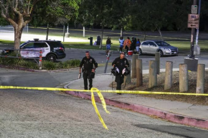 Arrestan a menor en Texas por amenaza de tiroteo en colegio