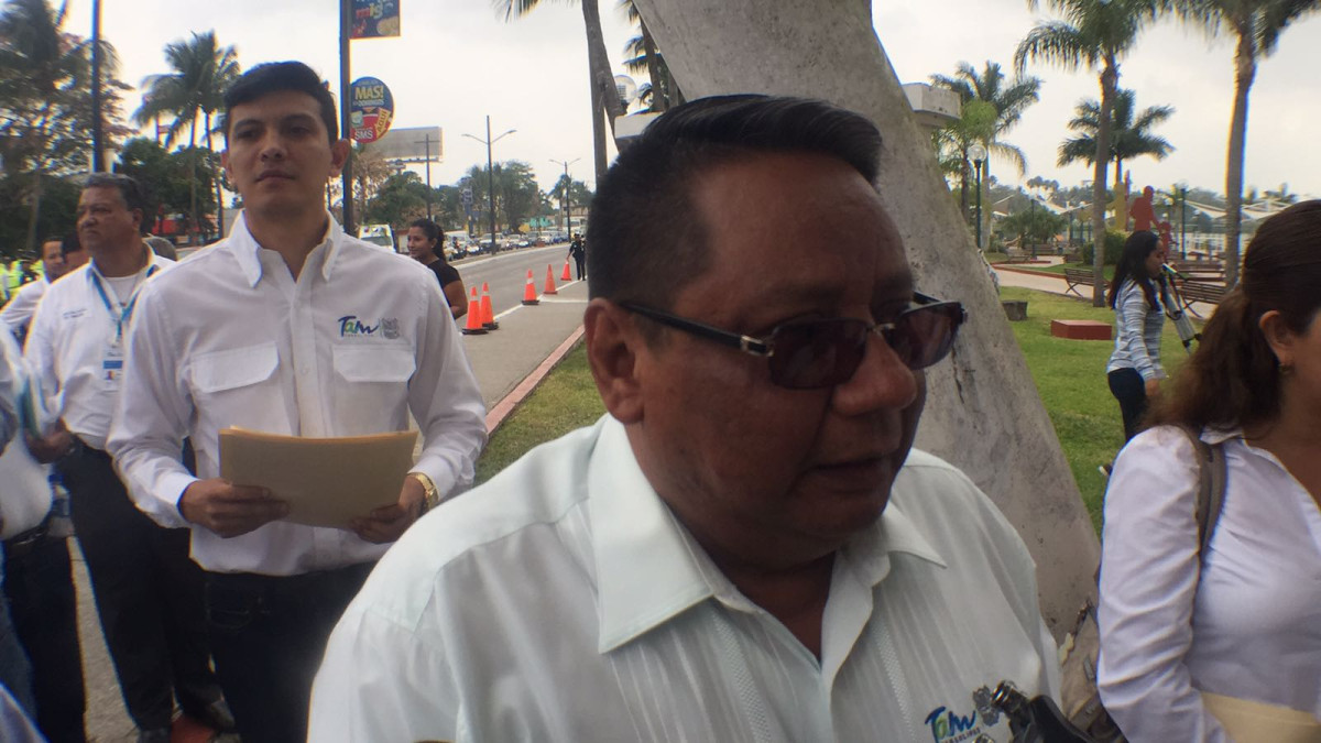 Fumigan playa Miramar y lagunas para evitar brotes de zika, dengue, chikungunya