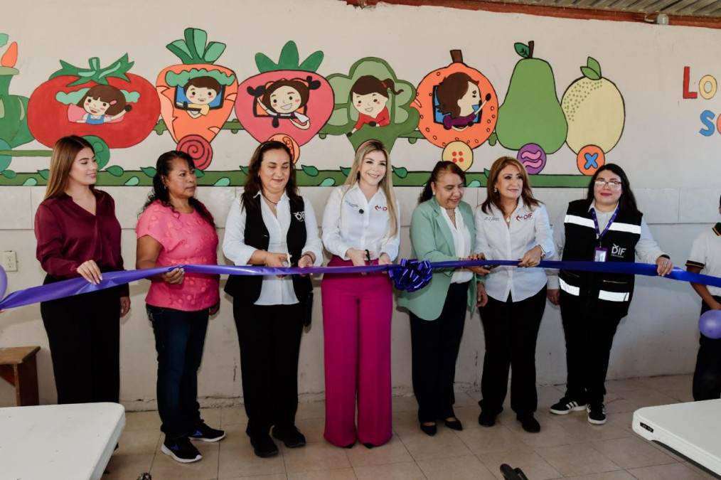 Entrega DIF equipamiento para el programa desayunos escolares