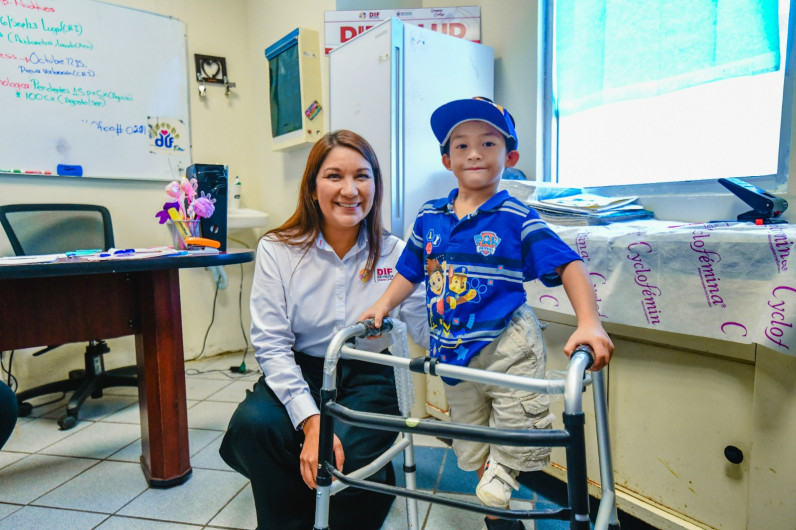 Atiende DIF Reynosa peticiones