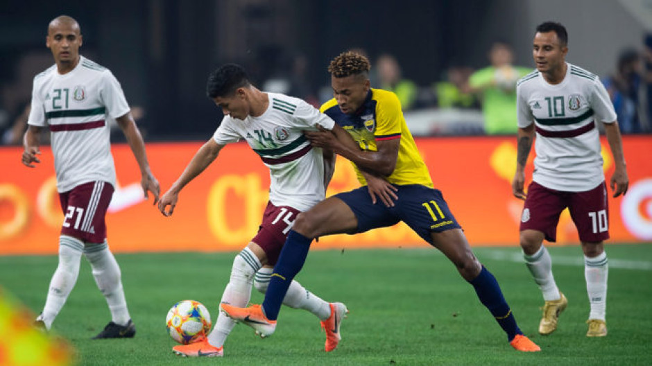 México derrota 3-2 a Ecuador