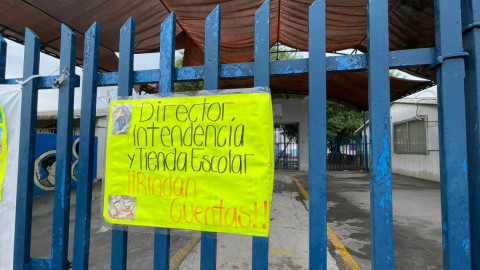 Cierran primaria: demandan destitución del director