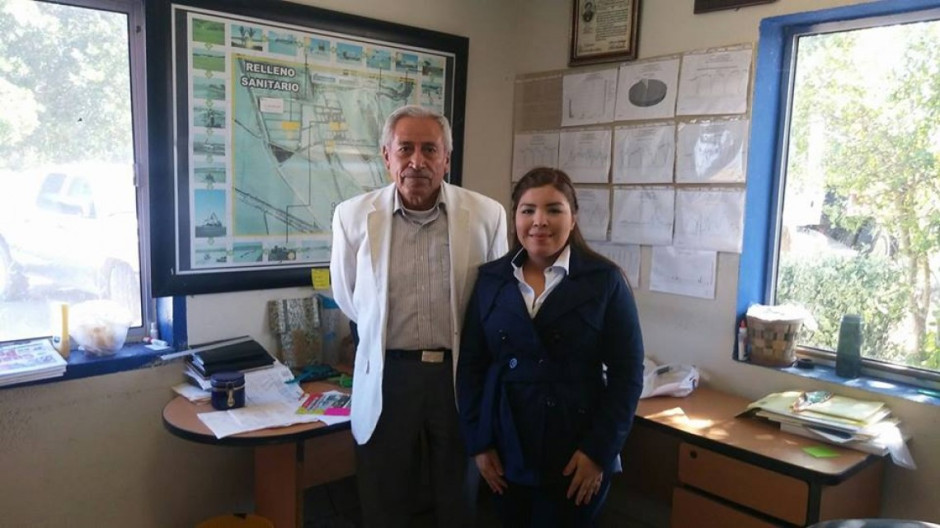 Entregan apoyos a pepenadores del relleno sanitario 