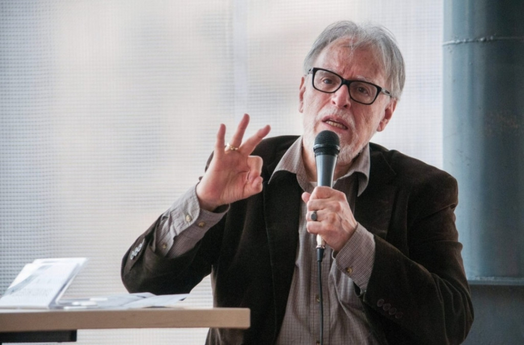 Muere el poeta mexicano David Huerta 