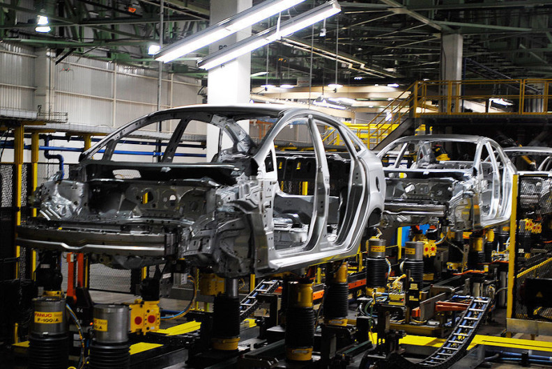Amenazas de Trump a la industria automotriz generan incertidumbre: PAN