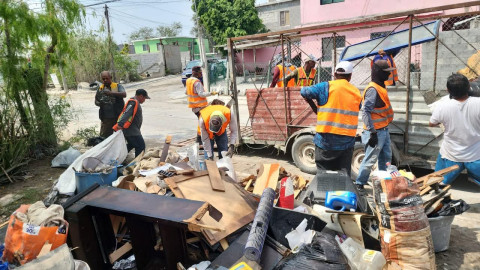 Carlos Peña Ortiz refuerza la recolección de residuos tras las inundaciones