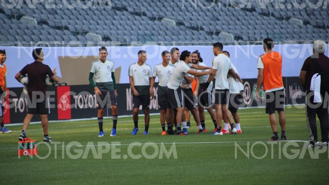 Con espías y todo, entrenó la Selección Mexicana en Chicago