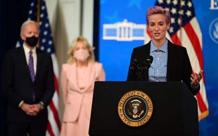 Megan Rapinoe se queja sobre el salario a las mujeres en el fútbol