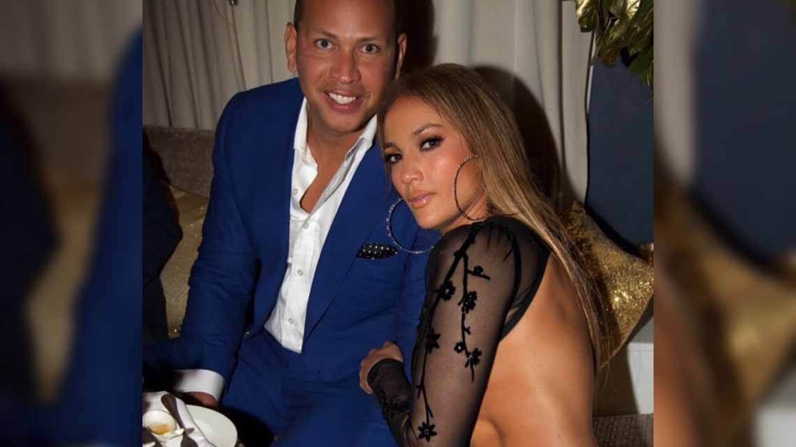 Jennifer López festeja sus 48 años