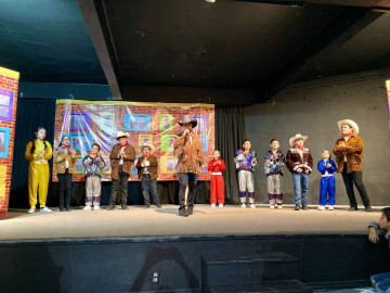 Presentan el Valor de la Amistad en Del Río plaza comercial 