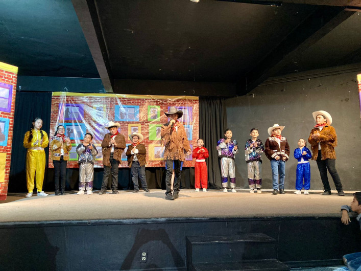 Presentan el Valor de la Amistad en Del Río plaza comercial 