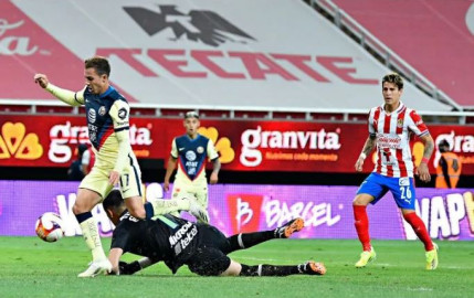 América golea al Guadalajara 3 por 0 en el Akron 