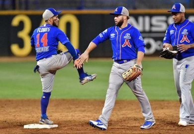 Acereros de Monclova gana 13-4 y toma ventaja sobre Generales