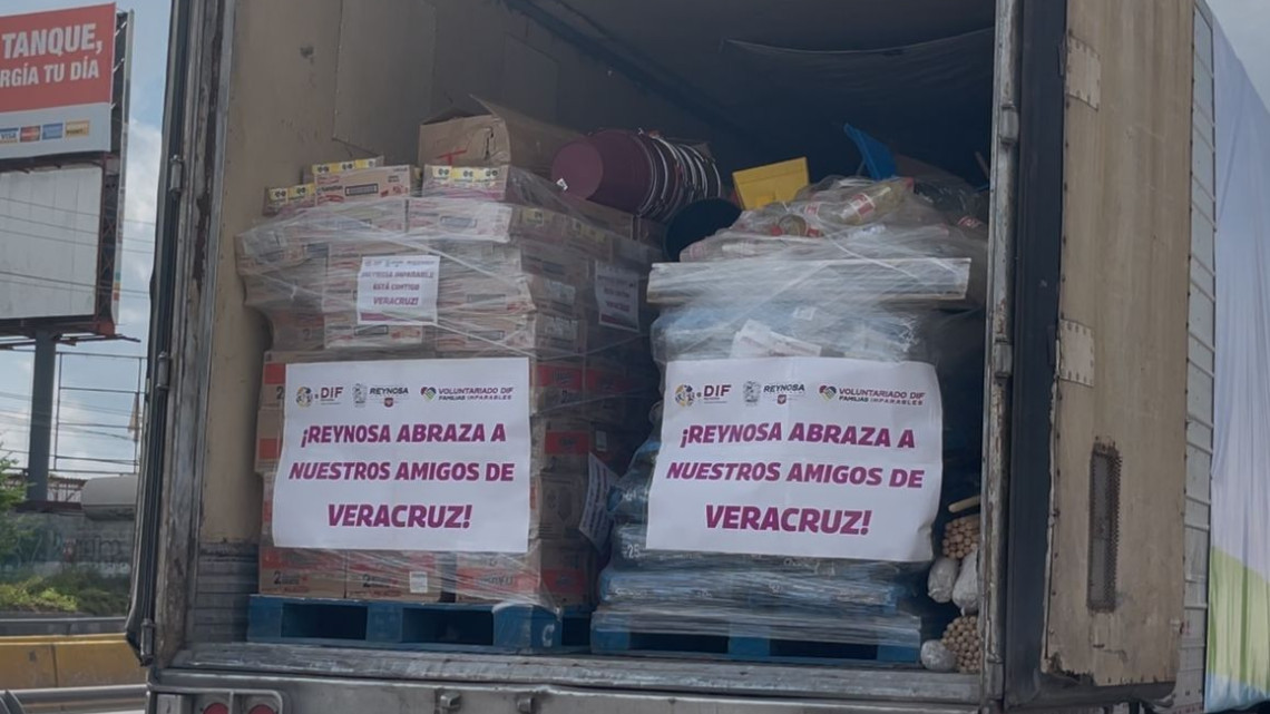 Reynosa envía nueva caravana con 27 toneladas de ayuda a Veracruz