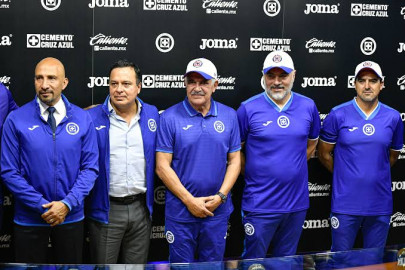 Ricardo 'Tuca' Ferretti fue presentado como nuevo DT del Cruz Azul