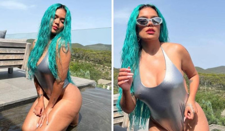 Karol G enciende las redes sociales al posar en bikini