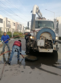  Atiende COMAPA sondeo de drenaje sanitario en Villa Florida sector B