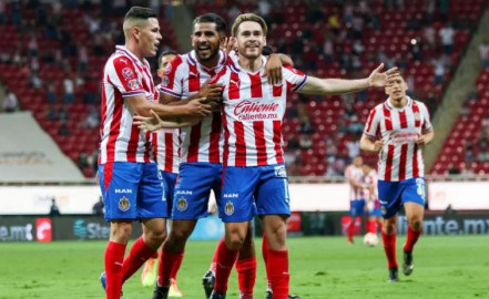 Presenta Amazon adelanto de la serie ''Chivas: El Rebaño Sagrado''