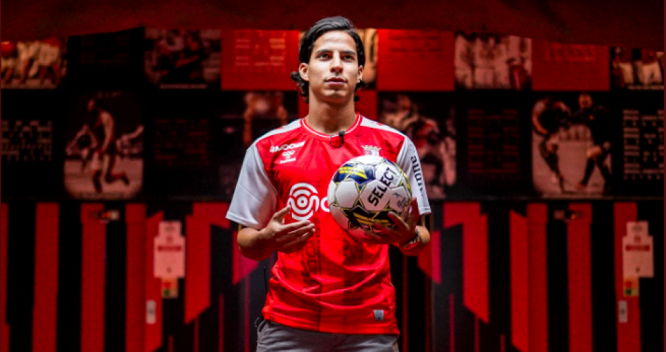 Diego Lainez es presentado como nuevo jugador del Sporting Braga