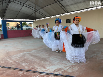 Ofrece el Alcalde Carlos Peña Ortiz Becas Artísiticas a adultos mayores