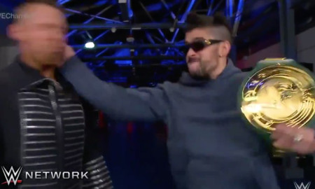 ¡El conejo se las dio de gallo! Bad Bunny golpea a The Miz