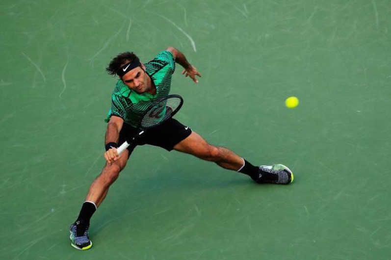 Federer derrota a Berdych