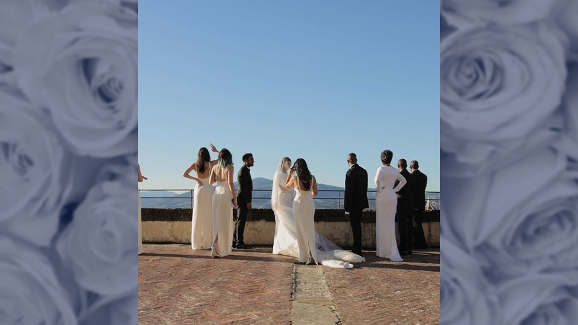 Kim Kardashian publica fotos inéditas de su boda con Kanye West