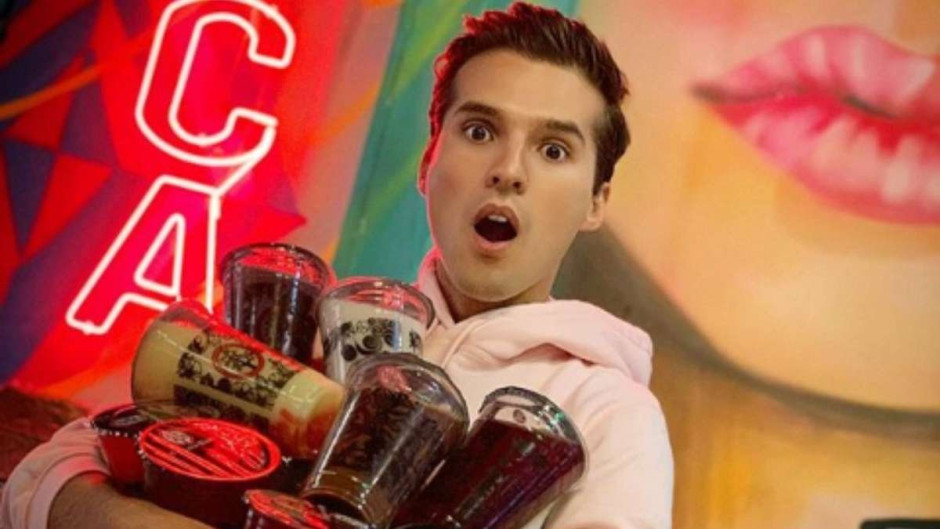 Memo Aponte es señalado nuevamente de acoso sexual a menores