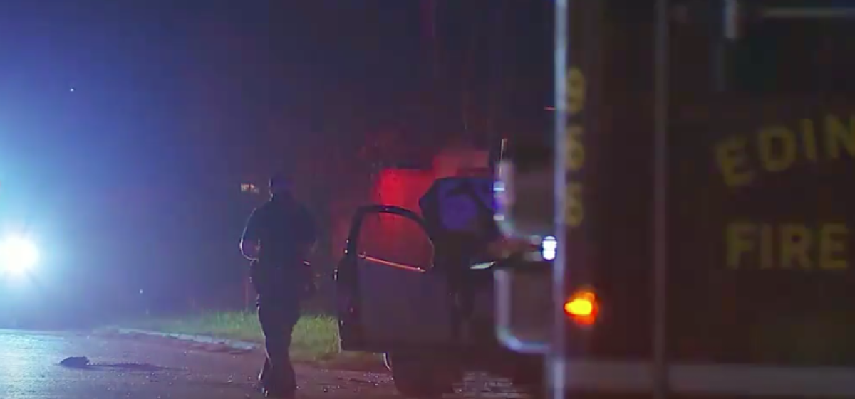 Fallece joven en Edinburg al ser expulsado de auto tras choque 