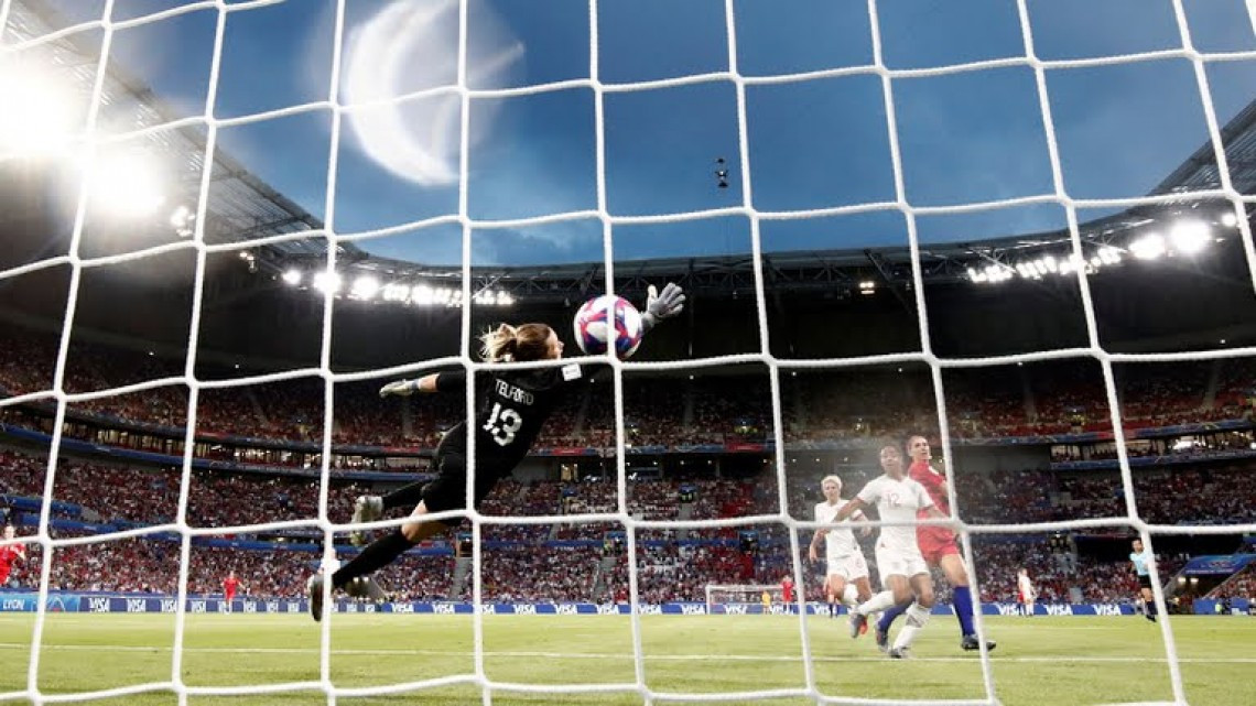 Estados Unidos vence a Inglaterra y es la primera finalista del Mundial Femenil