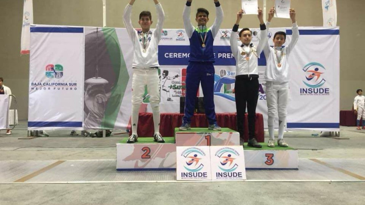 Esgrimistas se cuelgan siete medallas en Selectivo Nacional