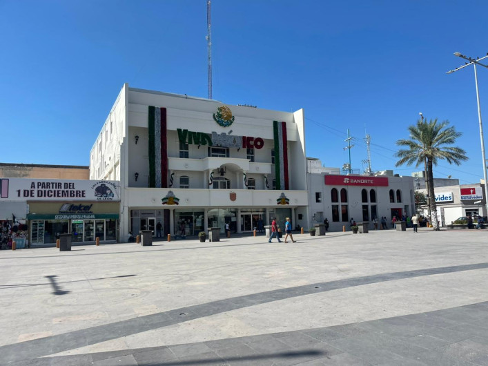 Alistan operativo de Grito de Independencia en plaza principal “Miguel Hidalgo”