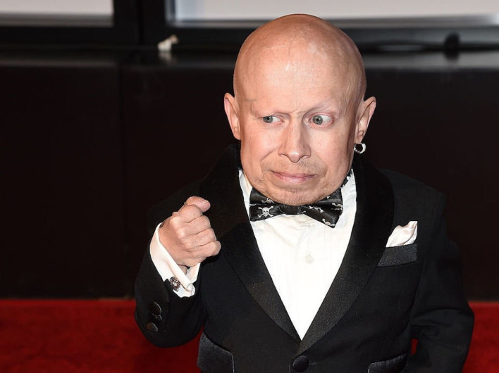 Fallece Verne Troyer, actor que encarnó a "Mini-Me" 