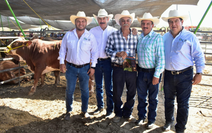 Dispersa Gobierno del Estado más de 2.3 MDP para ganaderos