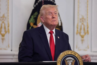 Trump cierra las puertas: Anuncia suspensión permanente de migración desde países del “tercer mundo”